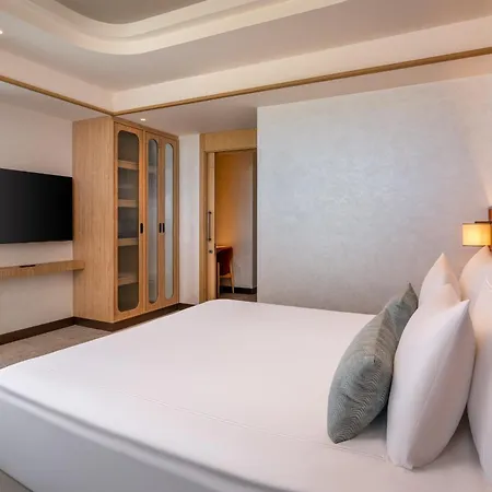 Hotel Trendy Perge & 5*