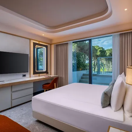 Hotel Trendy Perge & 5*