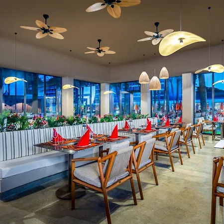Trendy Perge & Hotel
